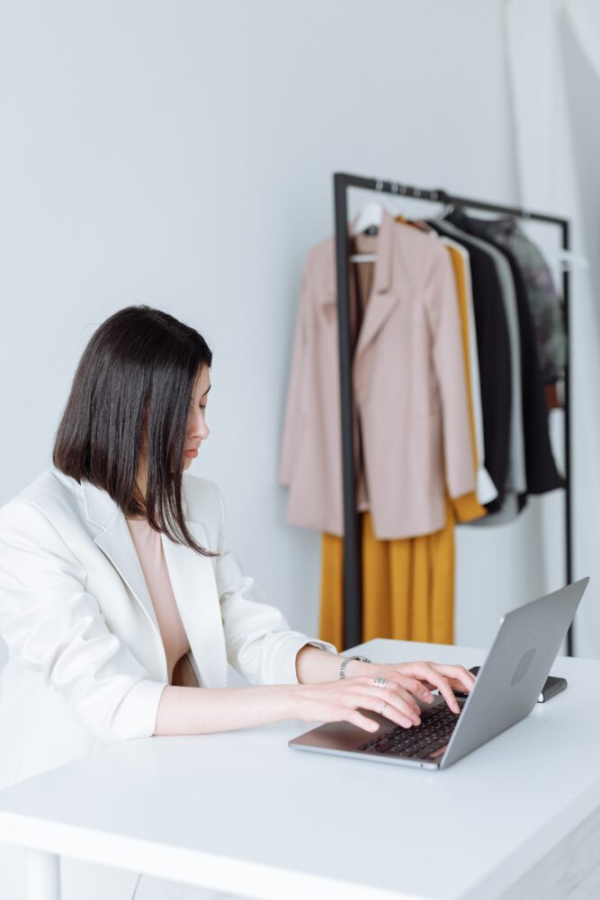How to Start a Clothing Reselling Business